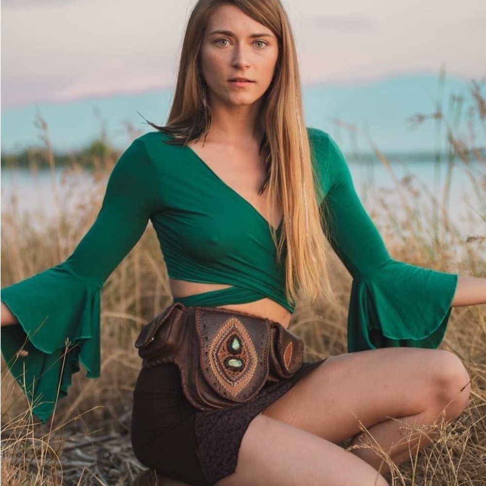UMBA long sleeve wrap top